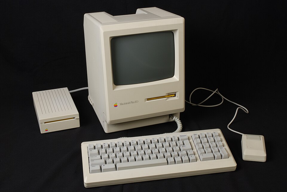 Macintosh Plus